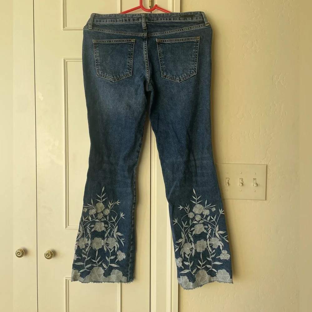 Anthropologie Pilcro and the Letterpress Hi-Rise Flare W/ Floral Embroidery S26 - Picture 6 of 7